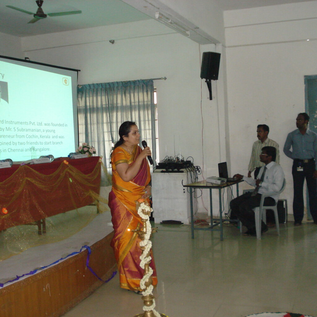 Uma Speaking in seminar